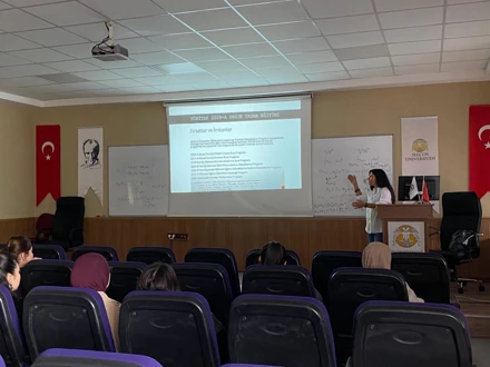 Dr. Öğr. Ü. Gizem YILDIZ tarafından düzenlenen ‘TÜBİTAK 2209-A Üniversite Öğrencileri Araştırma Projeleri Destekleme Programı Eğitimi